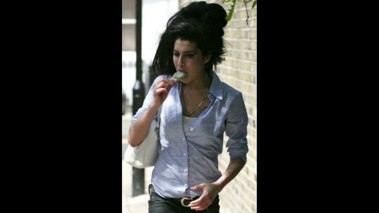 Amy Winehouse - Close to the front - Drum and vocal.