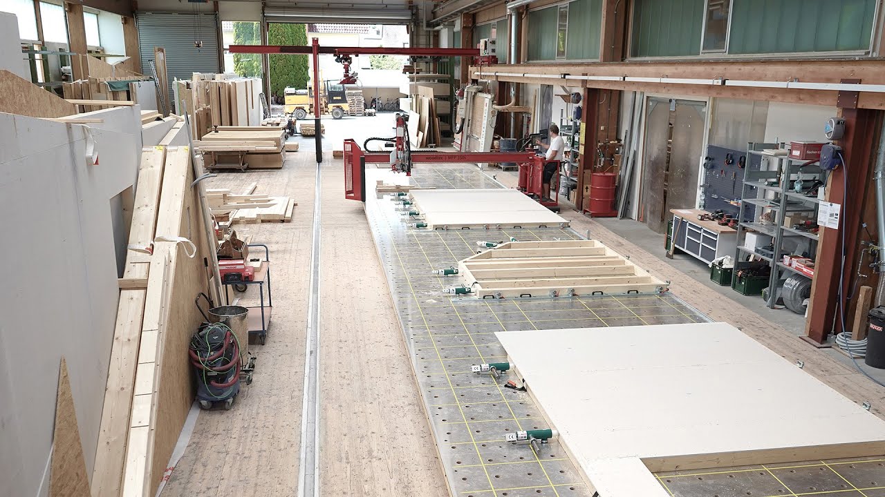 Fertigungslinie Holzrahmenbau | Vorfertigung bei Zehrer Holz- und Fertighaus GmbH
