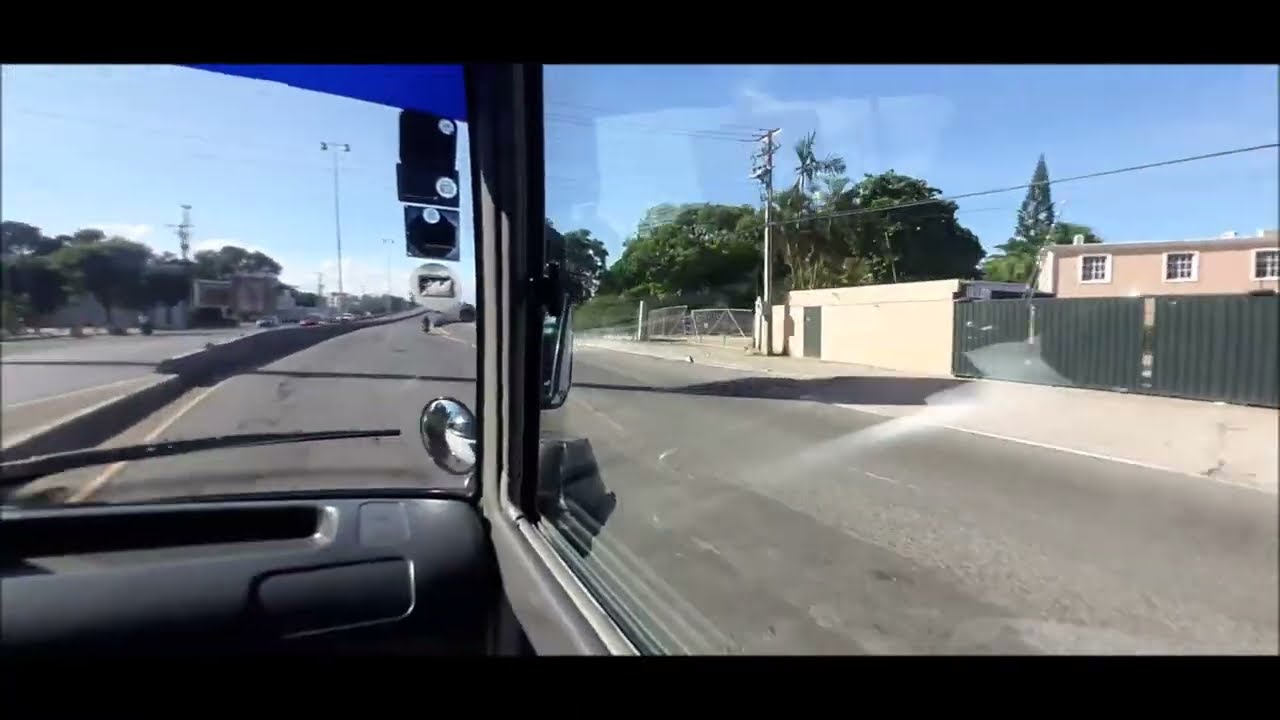 Recorrido desde Santo Domingo a San Cristóbal en una guagua
