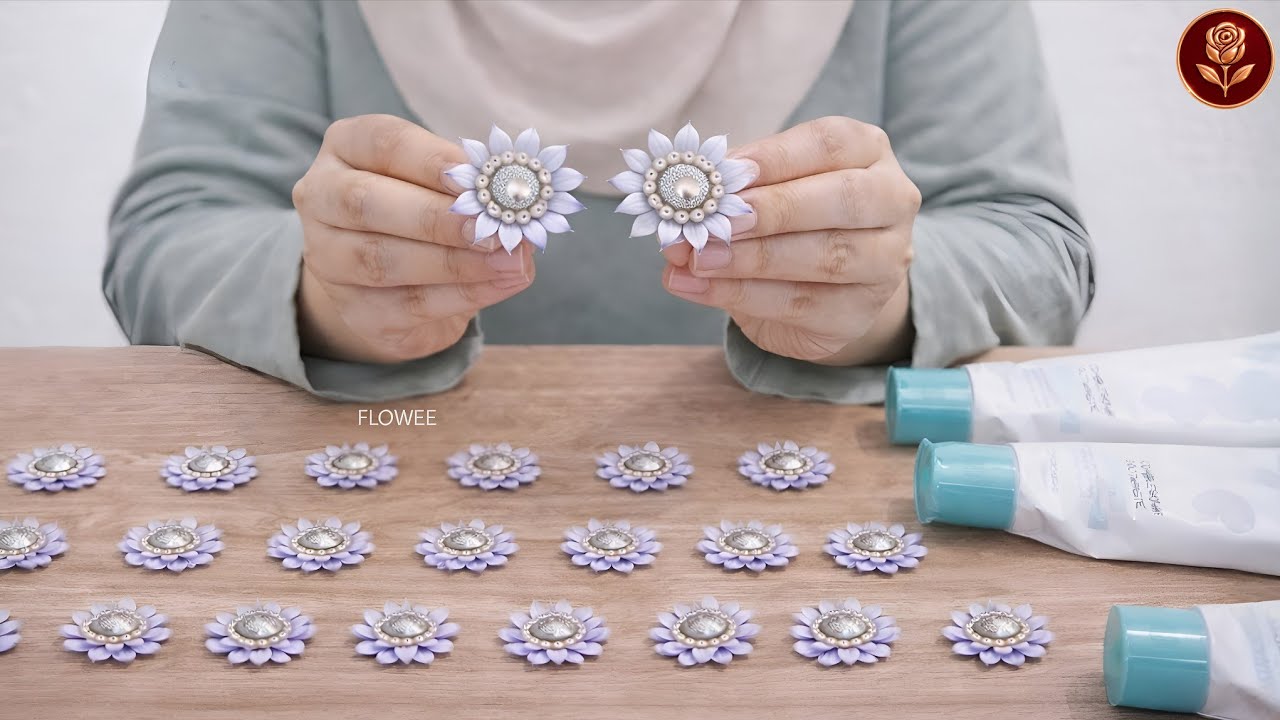 I Turned Empty Toothpaste Tubes into These Gorgeous Flowers 😱