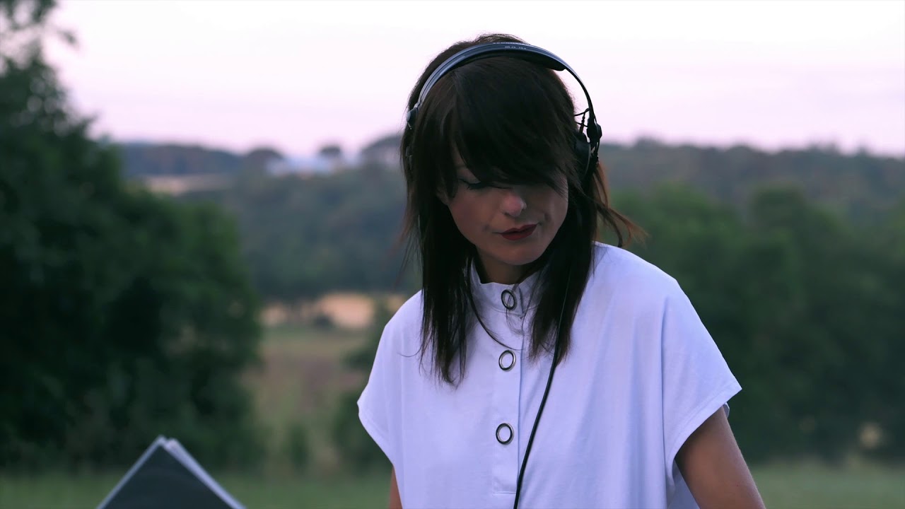 Static invites Anika Kunst [Vinyl Set]