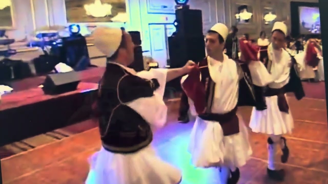 DEVOLLIÇJA E PRESPËS TRADICIONALE