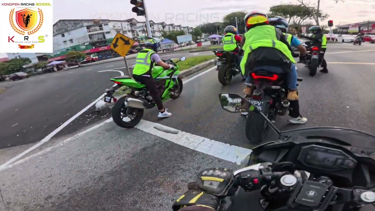 Школа гонок Kondifen - Обзор мотоцикла Ninja 500 с тренером М.