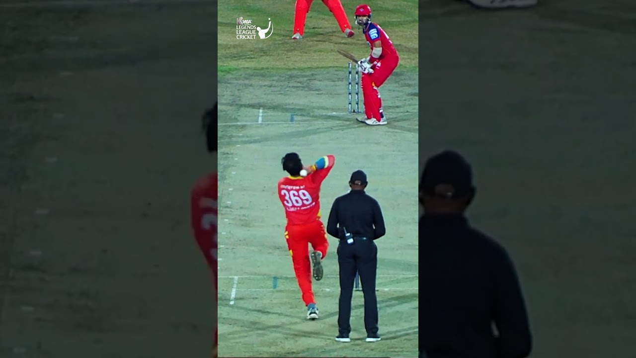 Kept it tight 🙌 |  Sreesanth | Legends League Cricket 2024 |