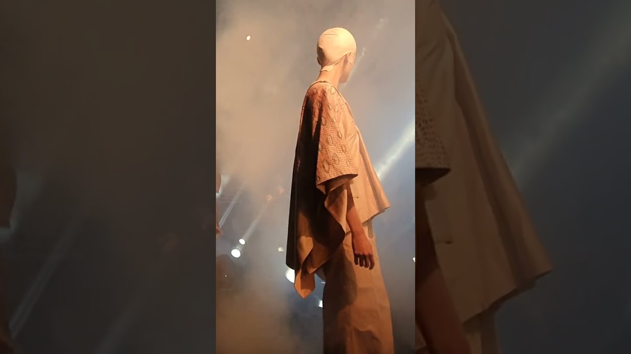 FDCI - Lakm&eacute; fashion week - backstage #india #FDCI #lakmefashionweek2021 #portugal #vblog