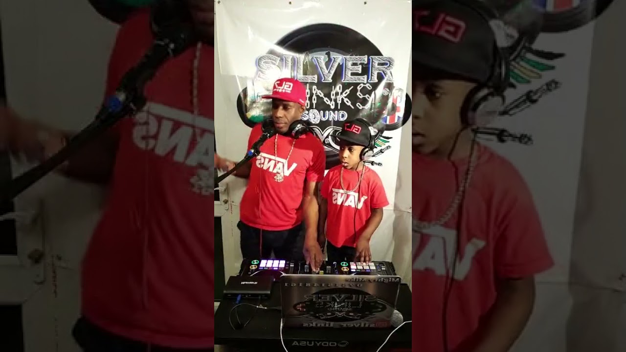 The father and son music show 🔥