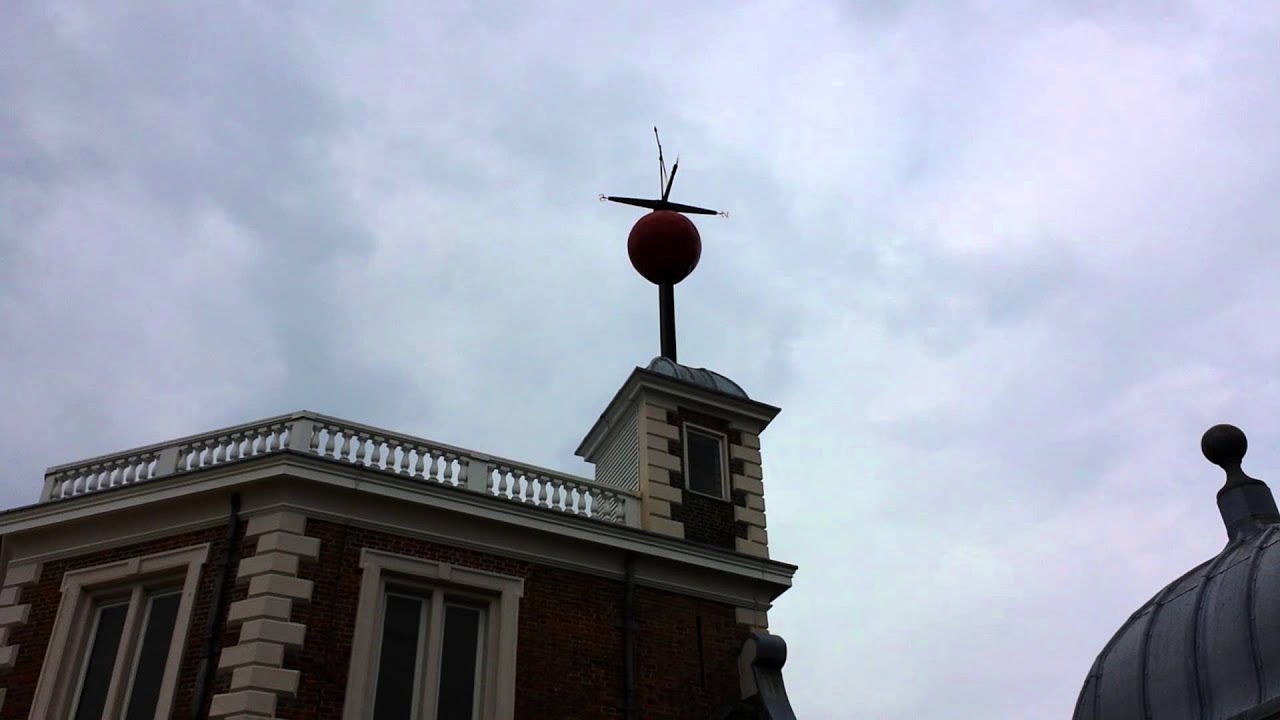 Timeball drops at Royal Observatory in Greenwich