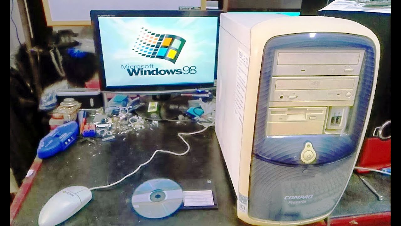 Raro e único Computador Vintage Compaq Presario 5000 Pentium 3 com Win98SE Colecionador -VENDIDO!