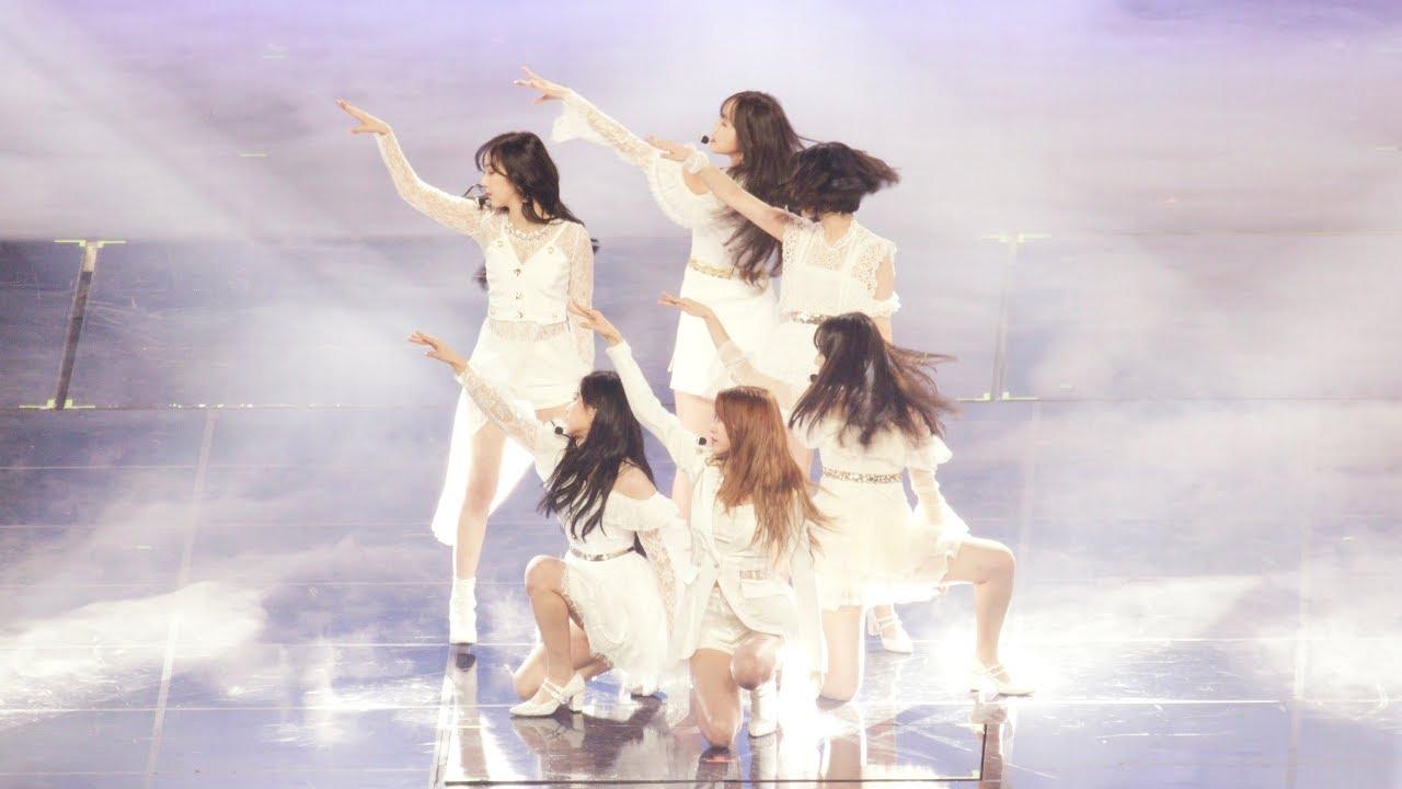 여자친구 (GFRIEND)Time for the moon night 밤 ,(유주 포함 완전체무대)[4K 60P 직캠]@181201 락뮤직