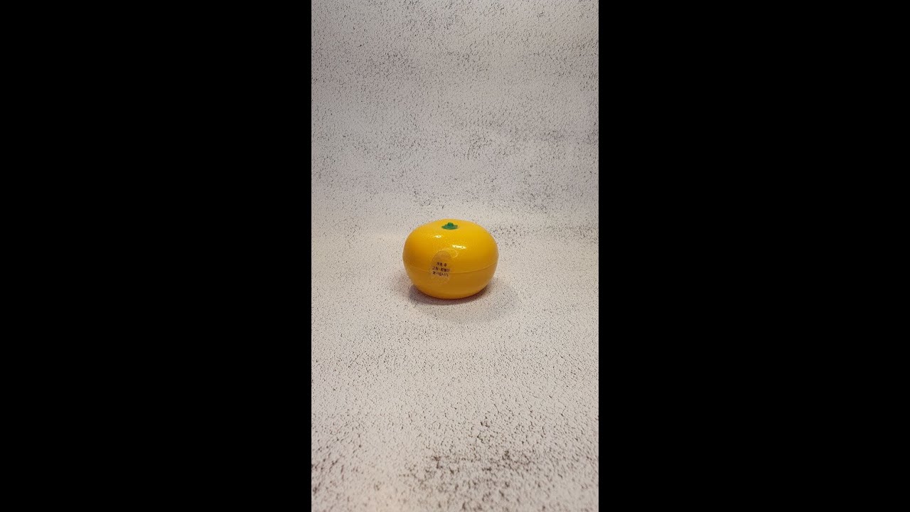Tonymoly hand cream Tangerine whitening Осветляющий крем для рук с экстрактом мандарина