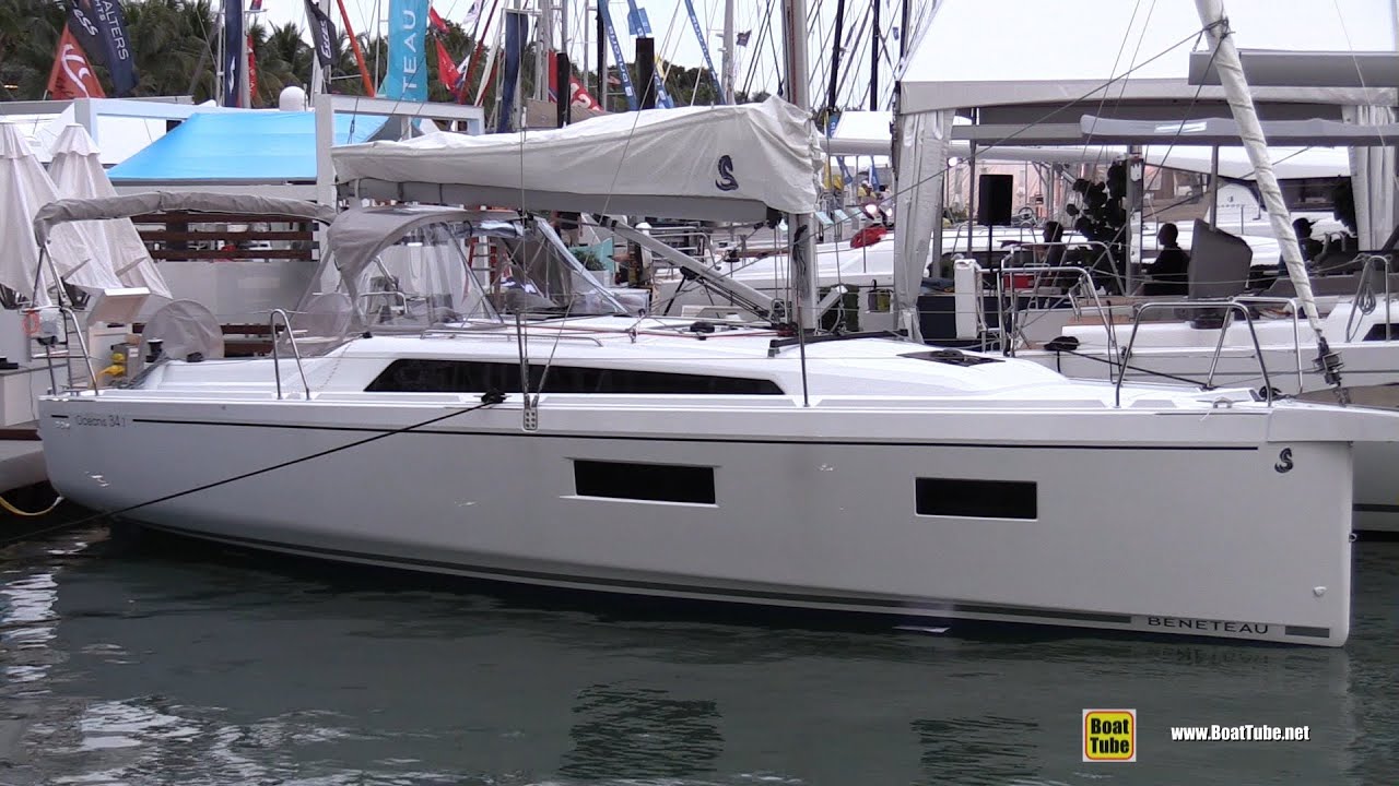 2022 Beneteau Oceanis 34.1 Sailing Yacht - Walk Through Tour - 2022 Miami Boat Show