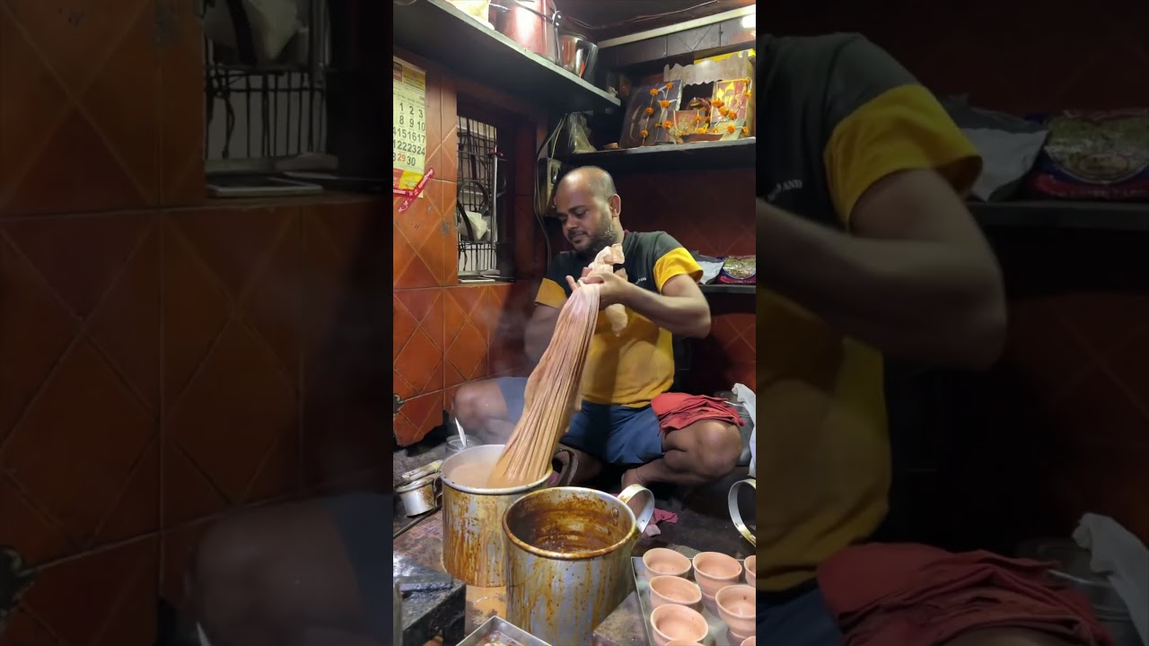 Kolkata Most Famous&rsquo;s Arun Tea Stall || Indian street food || #shortsfeed #youtubeshorts #shorts
