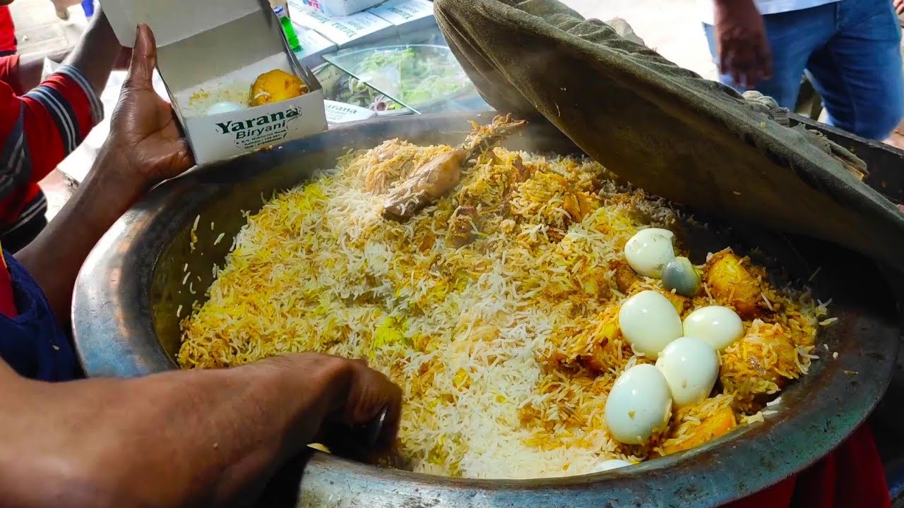 Famous Yarana Egg Chicken Biriyani at Kolkata Dalhousie Square | Indian Street Food