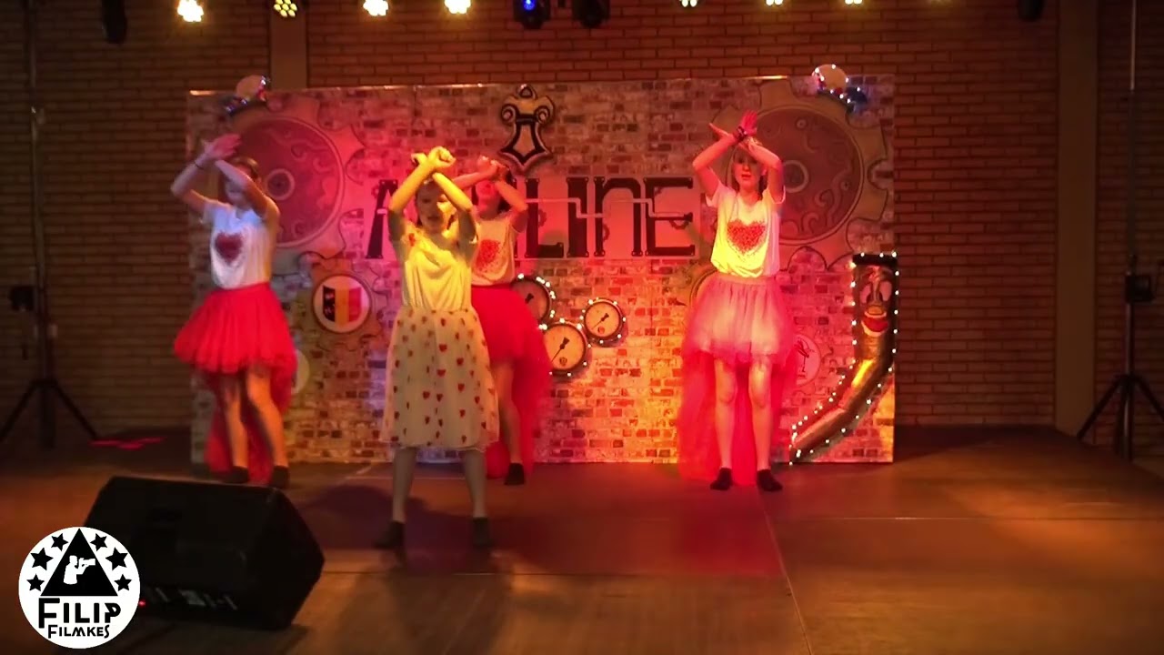 show van kandidaat 1 Adéline 11 jaar