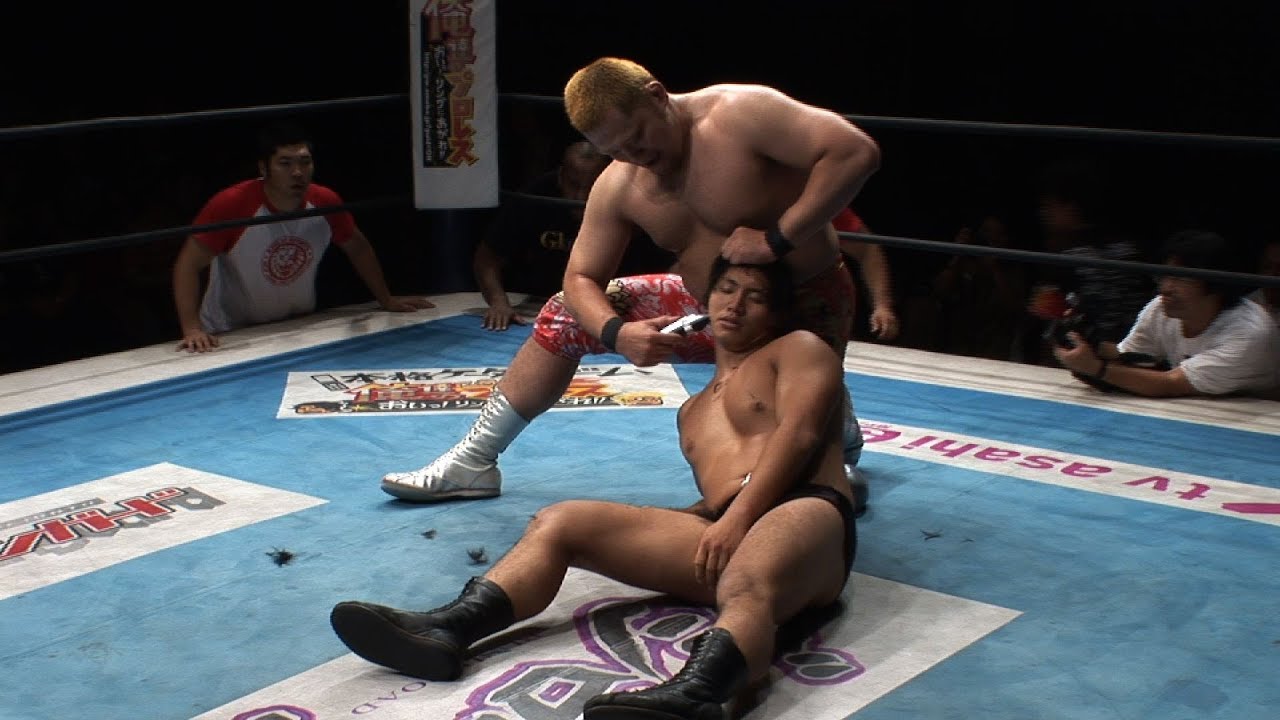 2011.9.21 TORU YANO vs HIROMU TAKAHASHI