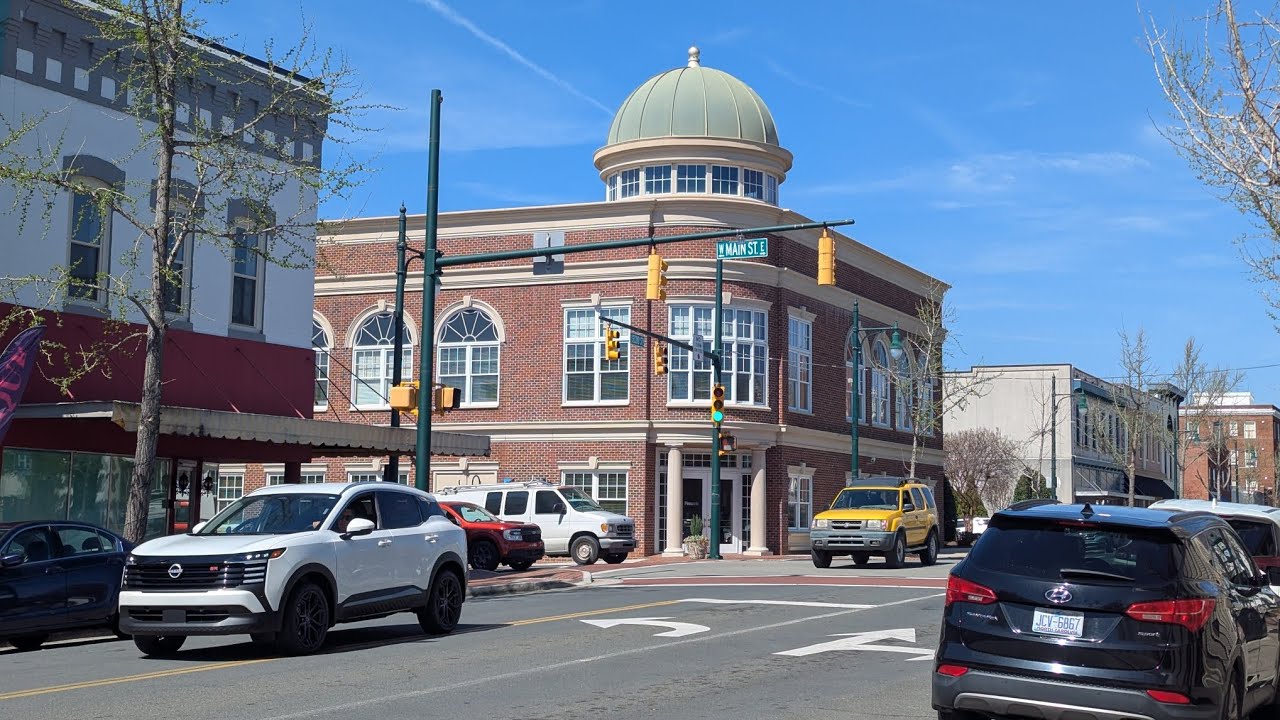 A first time stroll through Albemarle