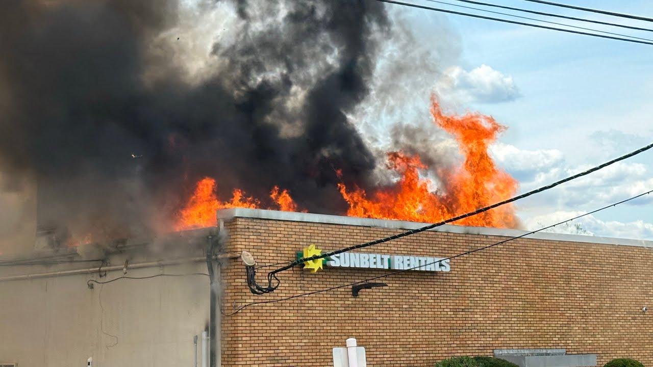 Totowa Fire Dept & Mutual Aid Operating At A 4th Alarm Fire At Sunbelt Rentals Full Footage 8/2/25
