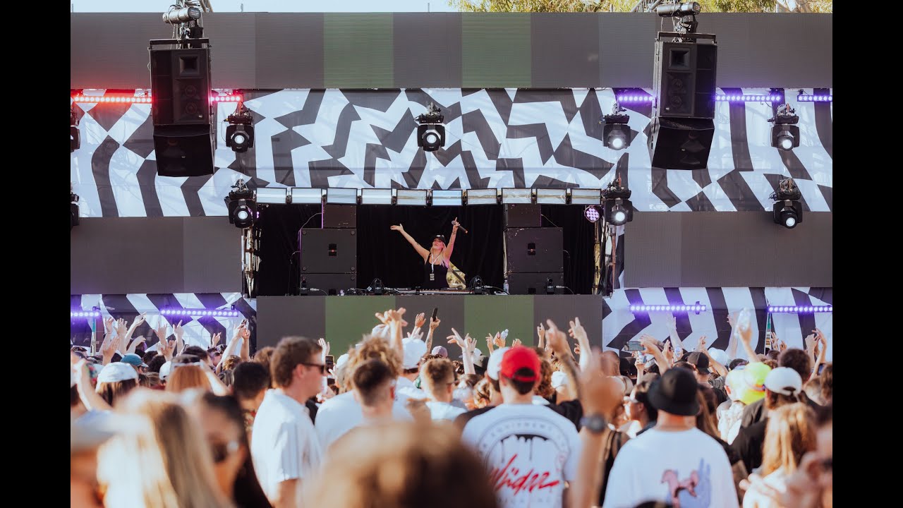 Ruth Royall @ Embrace Festival 2024