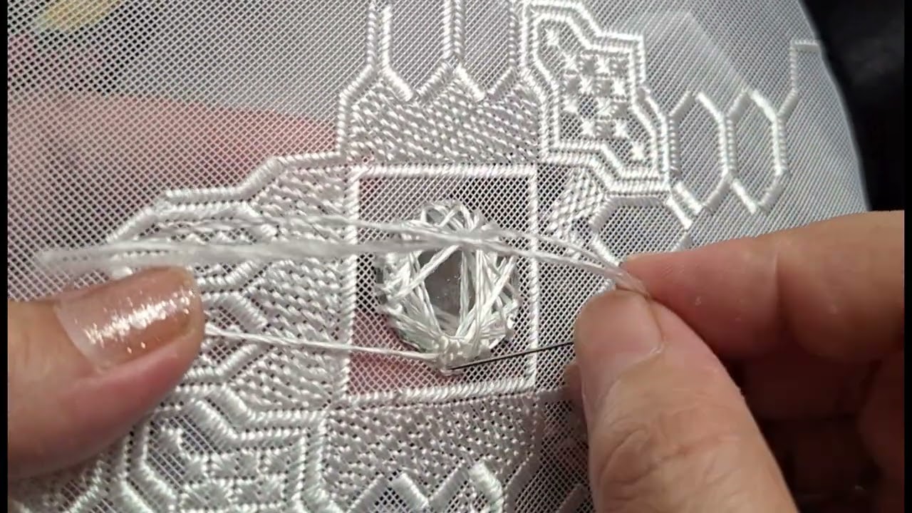 آموزش خیلی آسان شیشه وشلدار با این روش خیلی راحت شیشه دوزی یاد بگیرید #handmade #hazaragi #fashion 