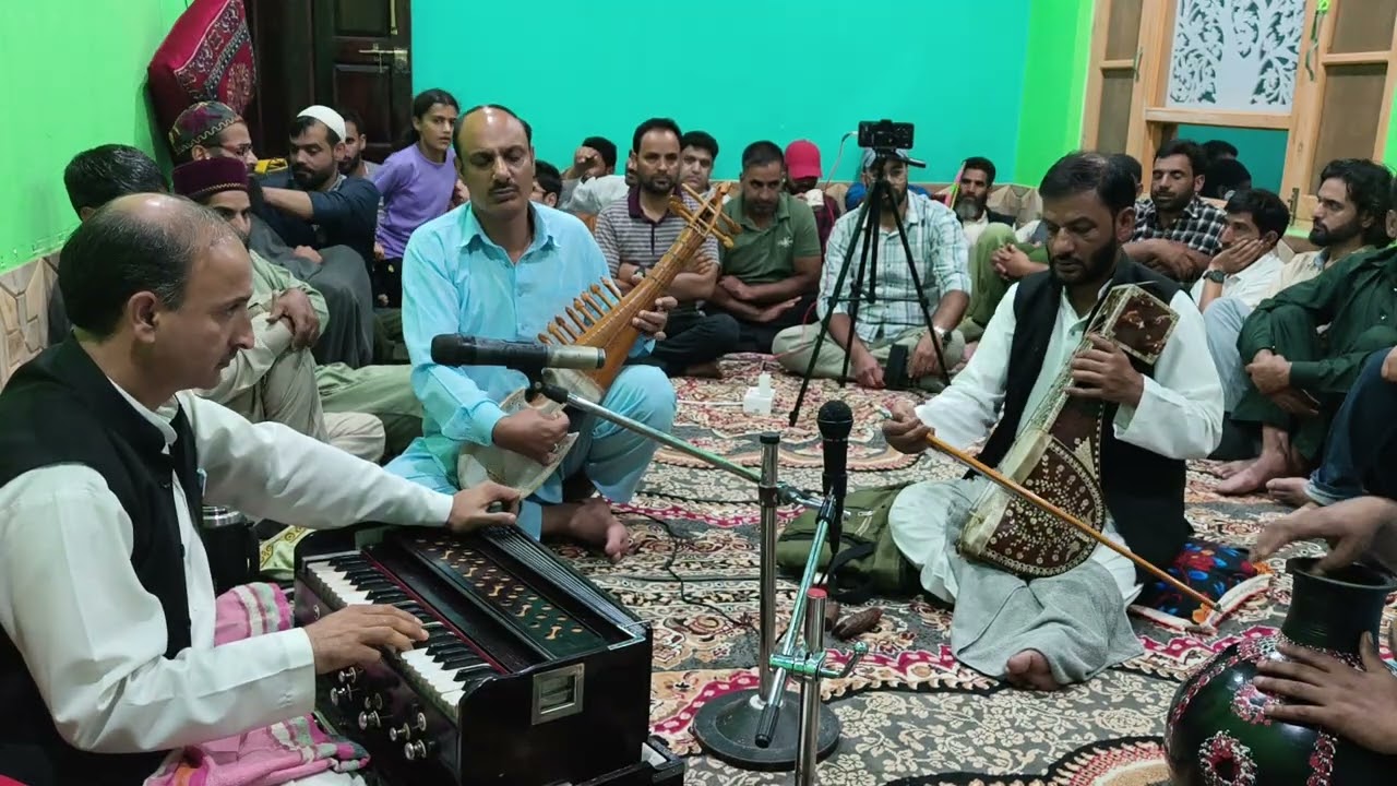 Saaalhgah   by gulzar ahmad hajam bandipora 
