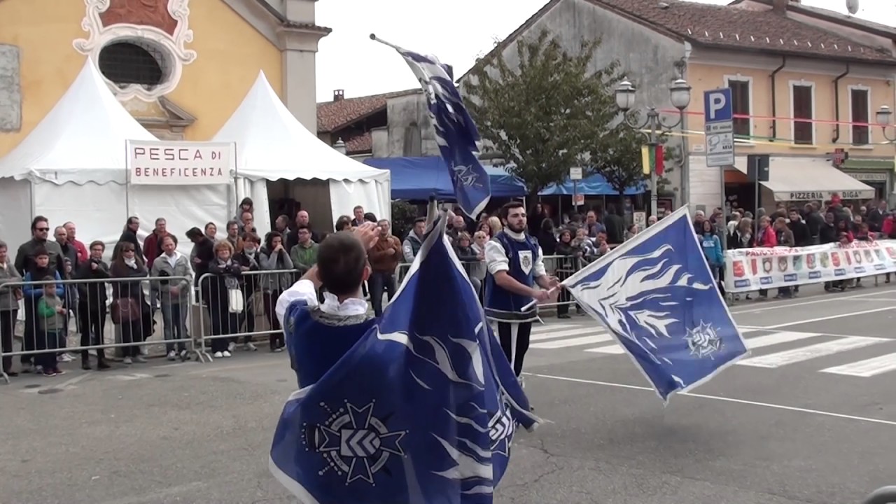 Sbandieratori di Alba
