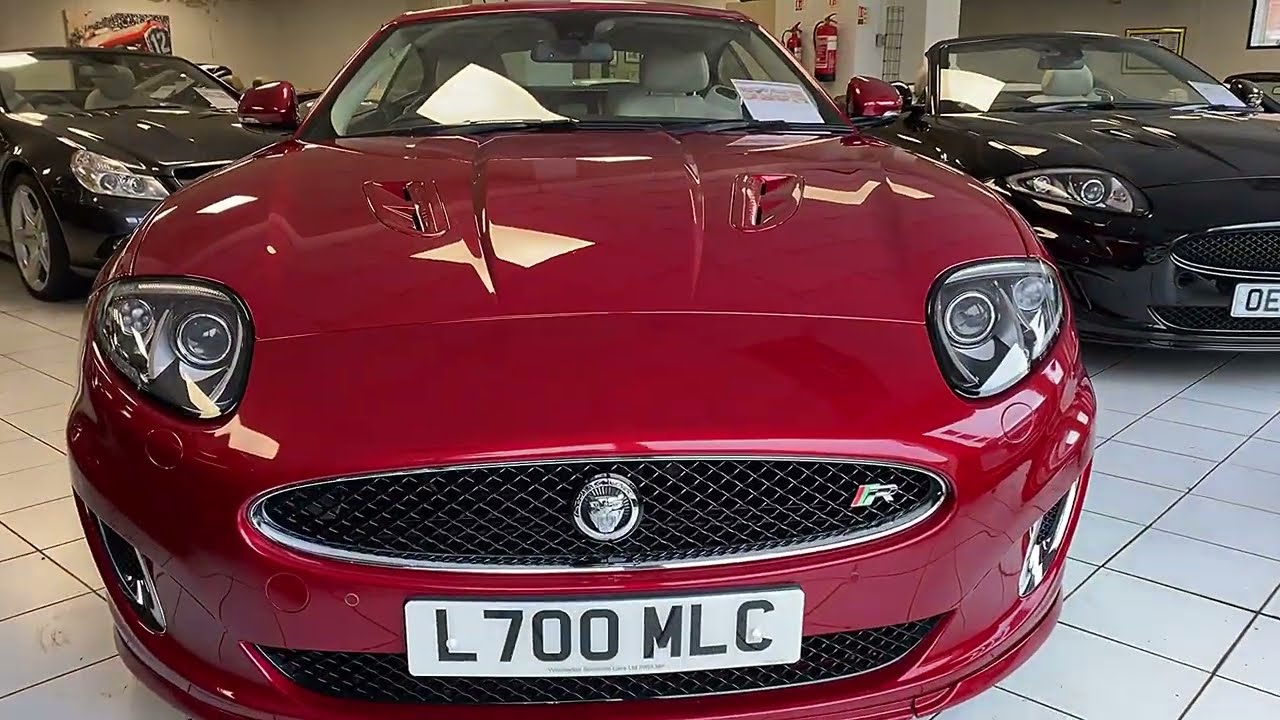 Xkr Italian Racing red (Only 10,800 mls from new)