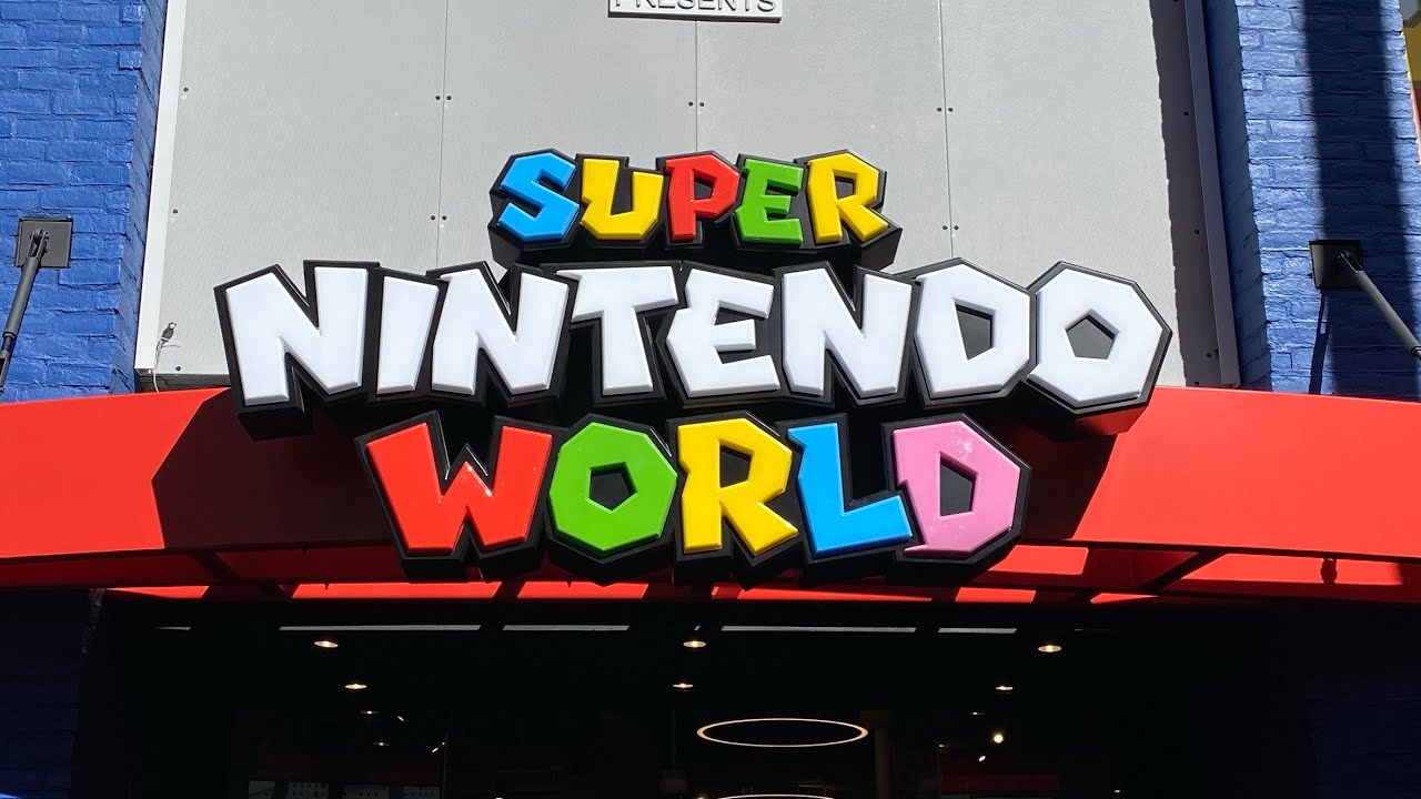 Super Nintendo World tienda en CityWalk Hollywood - Precios | 4K