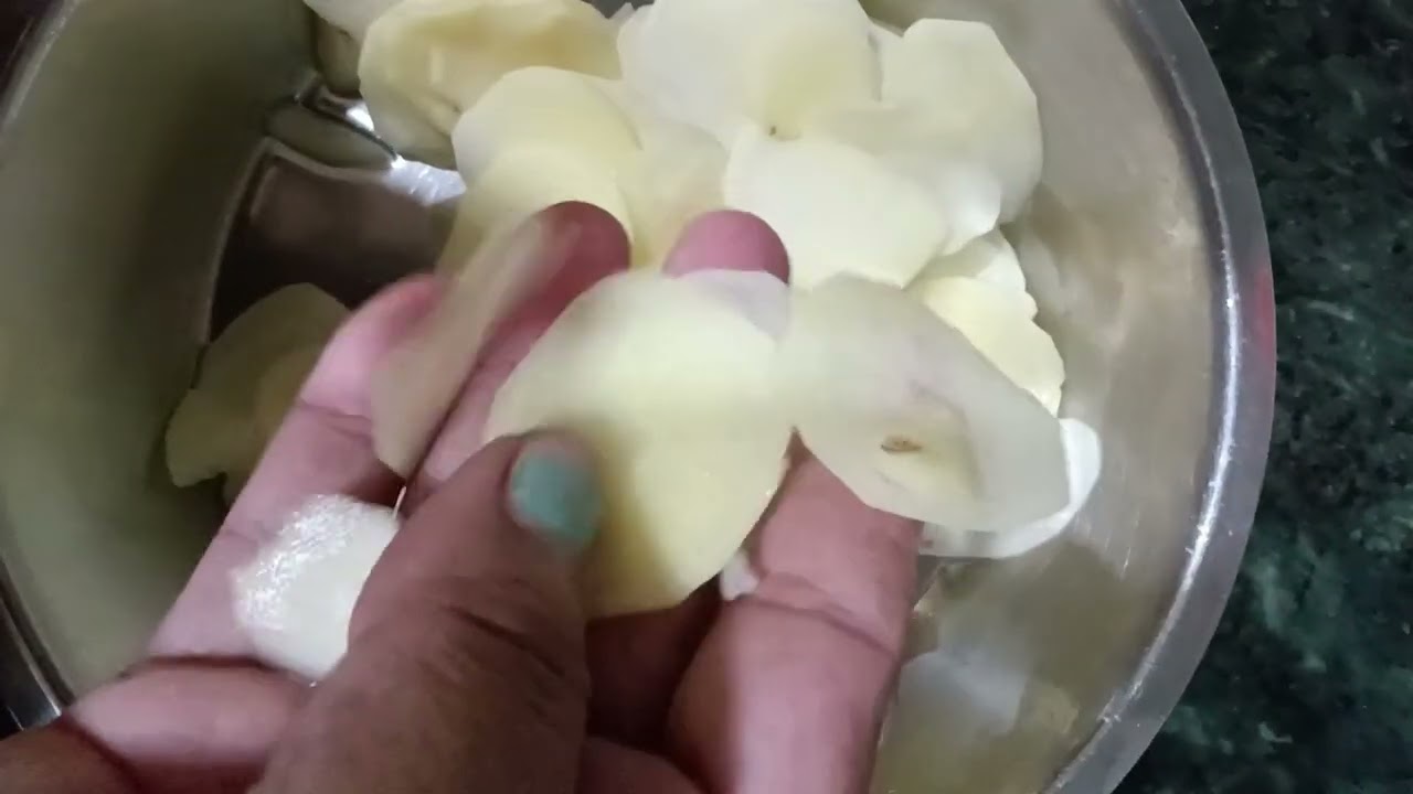 Good morning 🌅 ঘরে বানানো আলুর চিপস