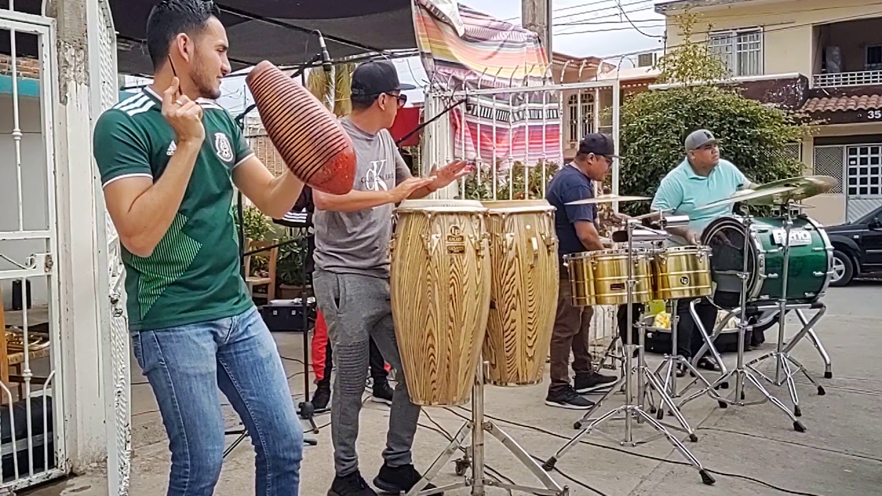 Eva María (en vivo) La Reno!!