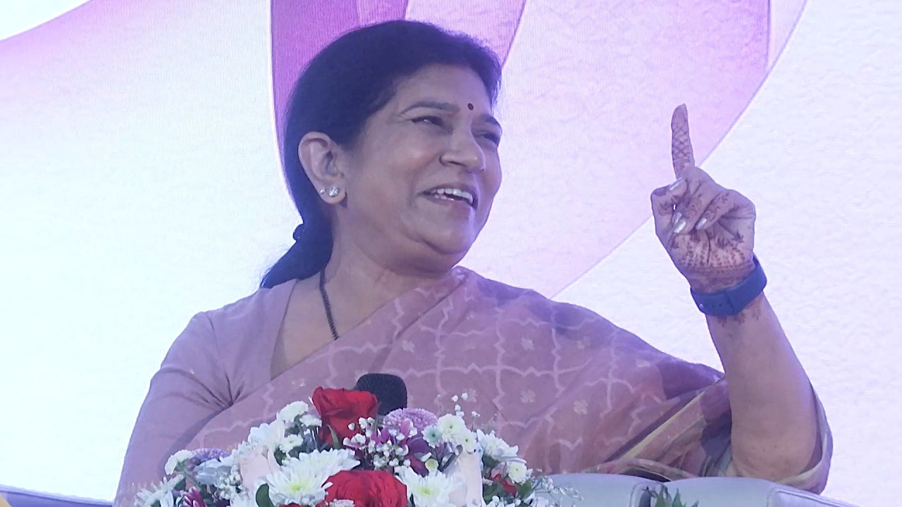 Surekha Konidela Superb Speech at Star Shakti Utsav Cancer Survivors Meet | Chiranjeevi | News Buzz