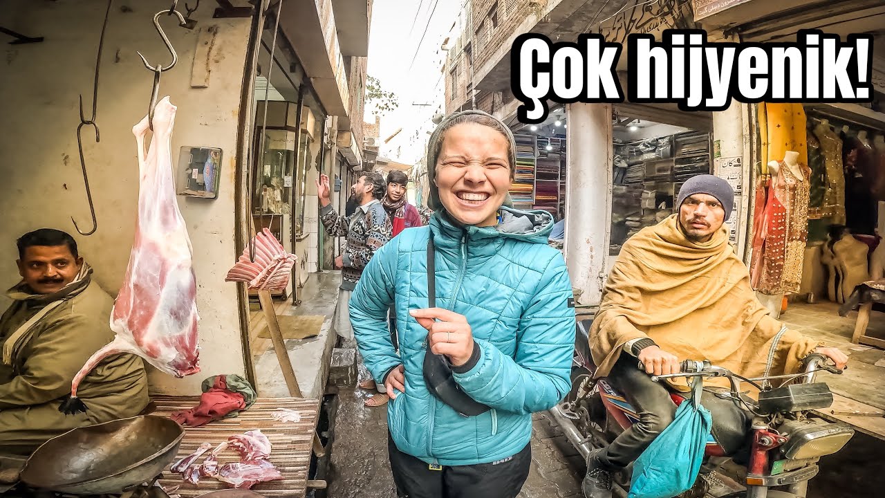 Pakistan'da Turistlerin Gezmesi Yasak Olan Şehir Multan'ı Geziyoruz #31