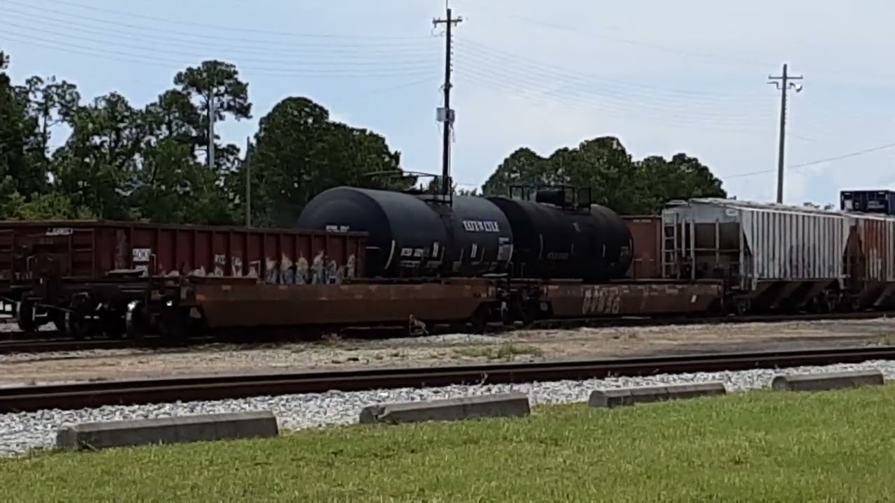 A nice day of railfanning at FEC'S Bowden Yard in JACKSONVILLE FL