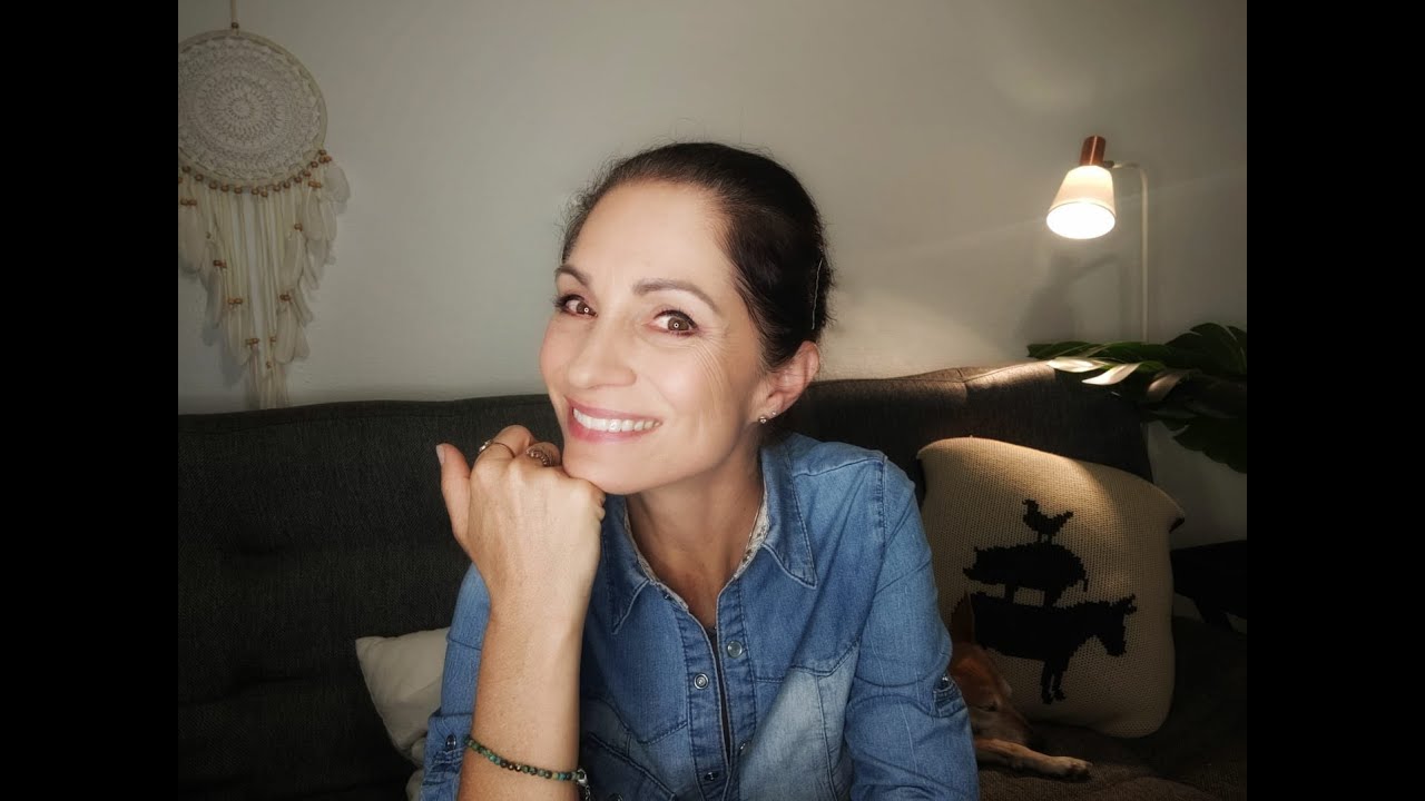 It’s Day 1 of your 31-Day MENTAL HEALTH HACKS Series