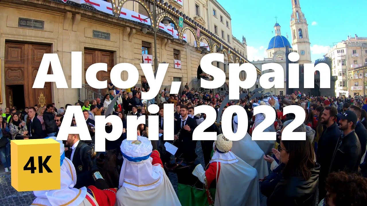 Walking in Alcoy, April 2022, (Las fiestas de Moros y Cristianos)