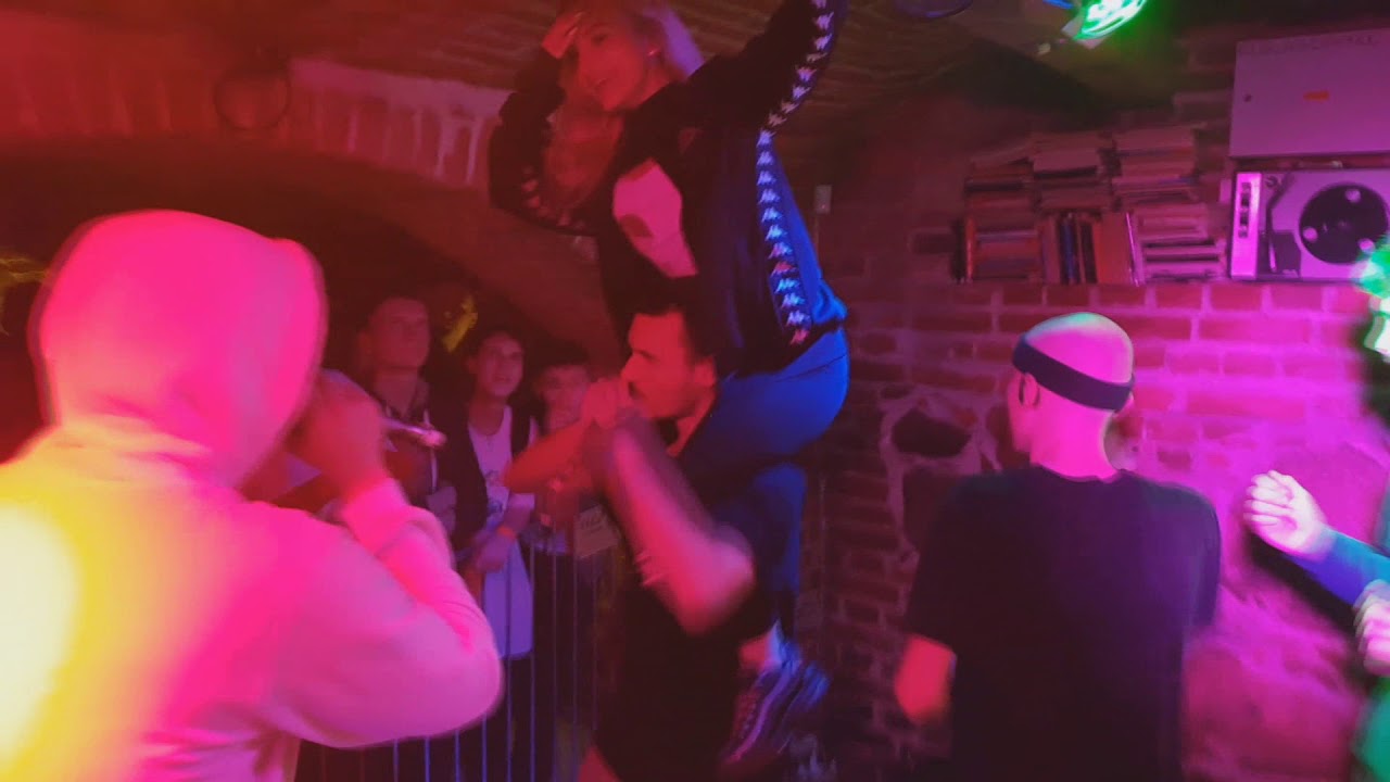 MFC - MIA BAKA prod. Młody B&oacute;g