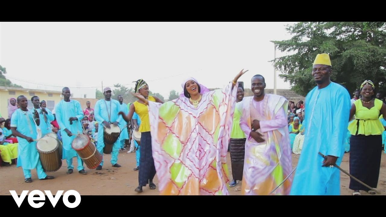 Djénéba et Fousco - Yiriyoro (Official Video)