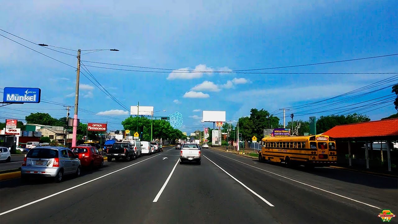 Recorriendo Carretera Norte Hasta llegar al Aeropuerto