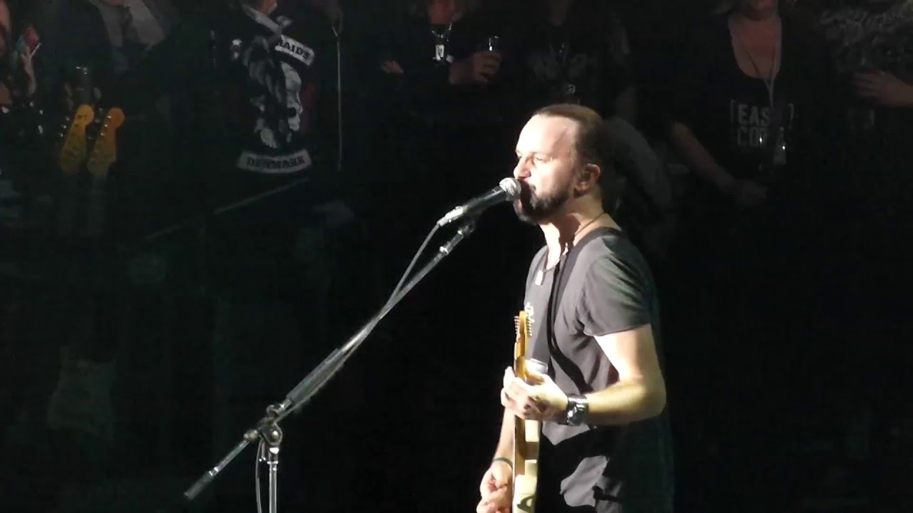 DIZZY MIZZ LIZZY - I Would If I Could But I Can't [Live at Loud Park 15]