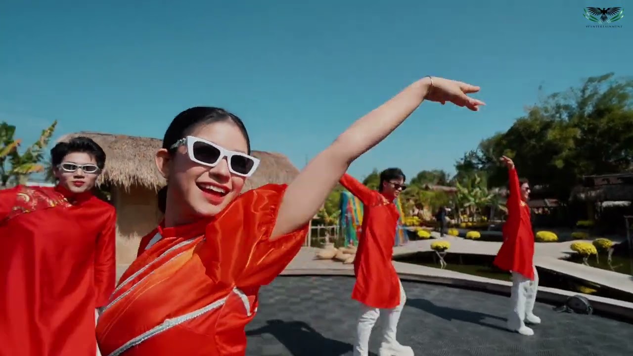 Anh cho em mùa xuân 