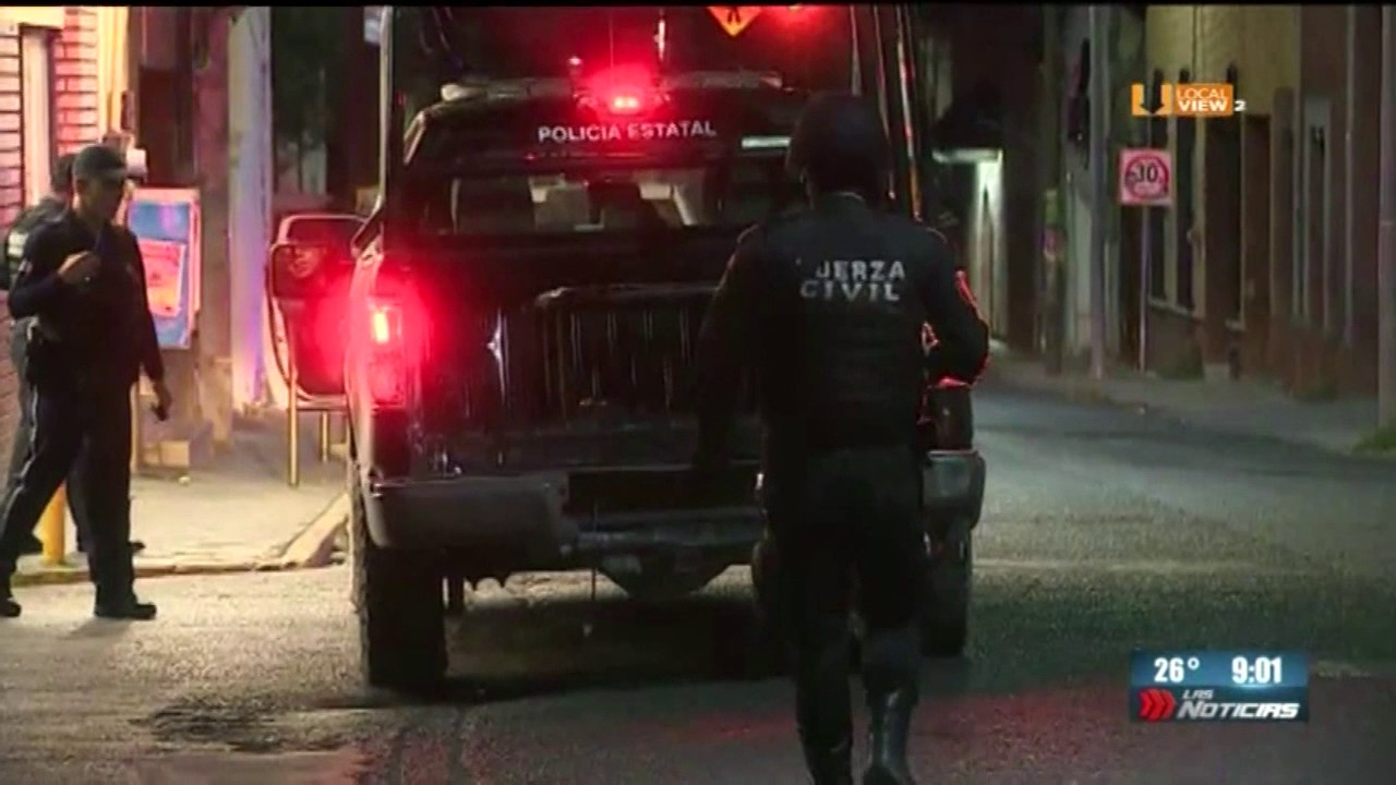 Someten ladrones a policía de Monterrey