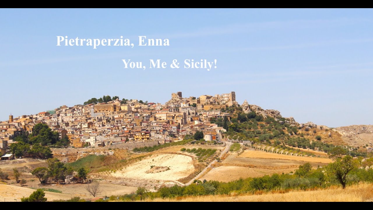 Pietraperzia, Enna in Sicily