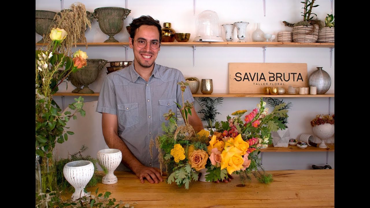 Cómo hacer un centro floral garden style - Elle Decor | DecoraciónTV