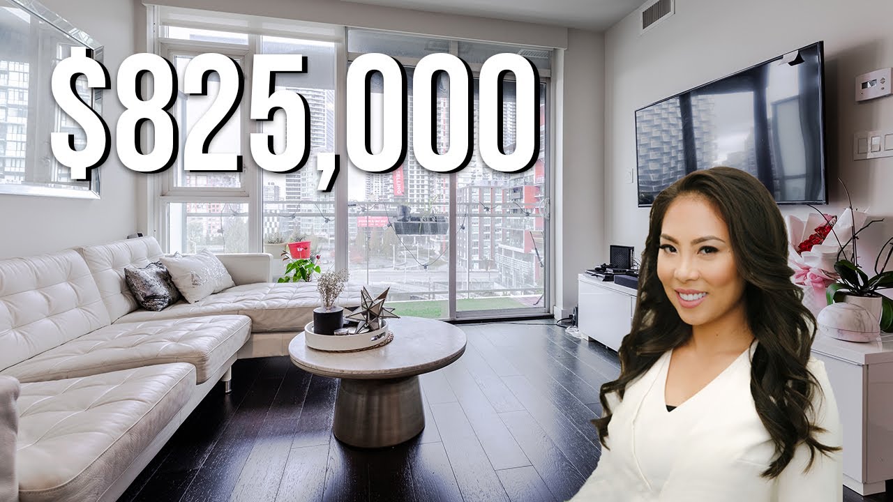 Tour of this $825,000 condo in Downtown Vancouver!