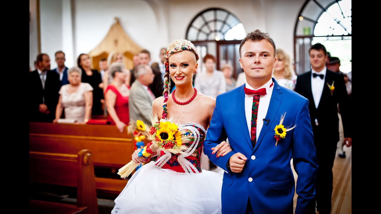 NIEPOWTARZALNE wejście do kościoła - folkowy teledysk ślubny