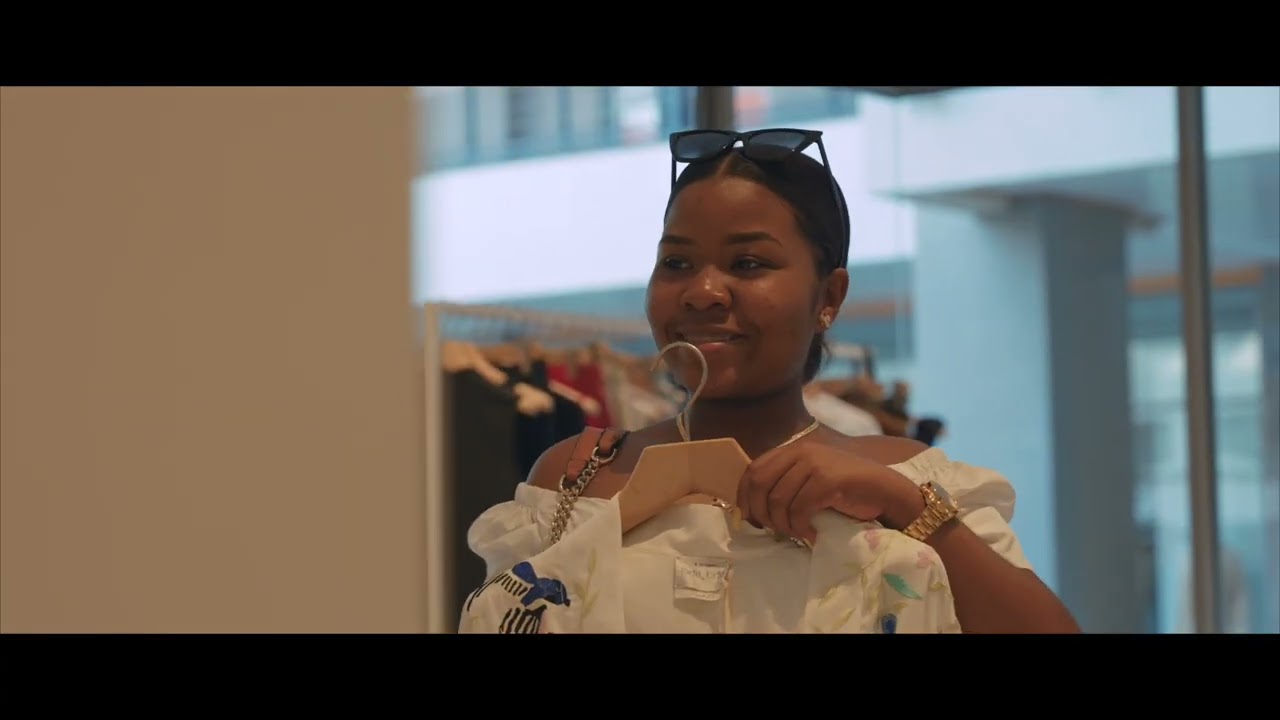 VANITE By Sandra Ft Mikhail     A/C Patrice Leunge - Kai  EDITEUR Gerard Louis