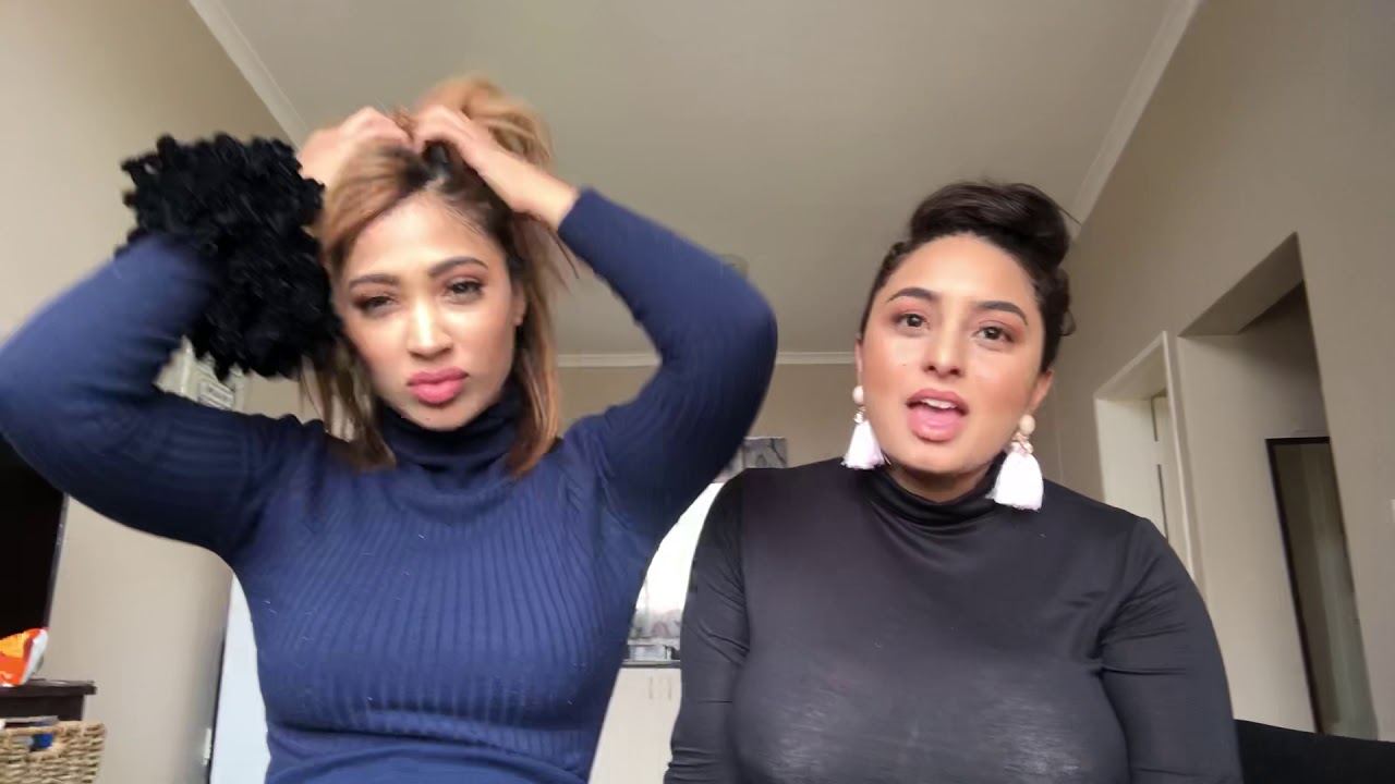 Another scarf styling episode with quds_b