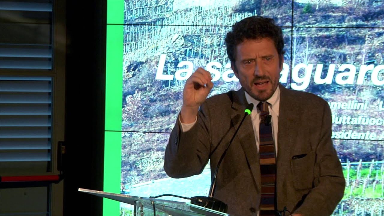 Il paesaggio come luogo politico | mestieri e culture che fanno futuro | Pietrangelo Buttafuoco