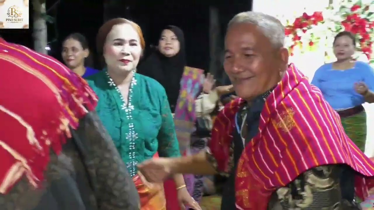 Sangat seru Patam Patam Karo Sukut si sereh pesta Tantra & Airin