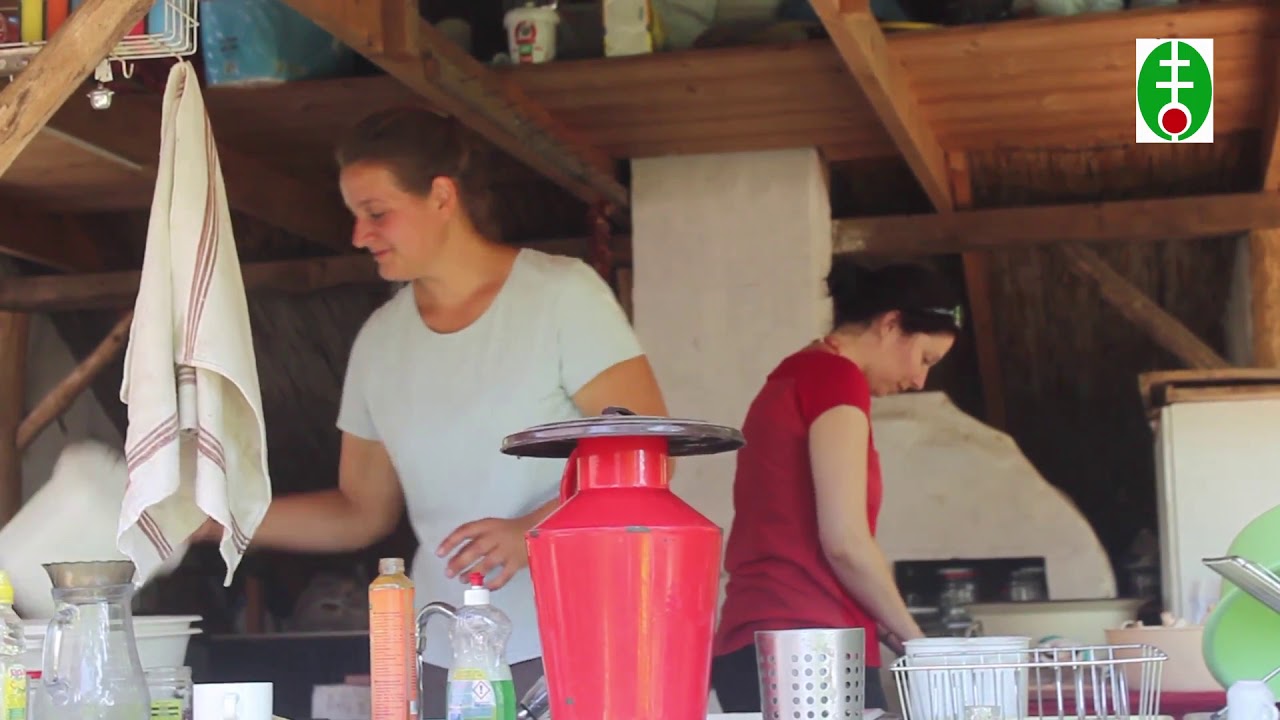 Magfalva - M&aacute;s-K&eacute;p G&eacute;czy G&aacute;bor előad&aacute;sa Gy&oacute;gy&iacute;t&oacute; t&aacute;bor 2016.06.20. 2/4 r&eacute;sz