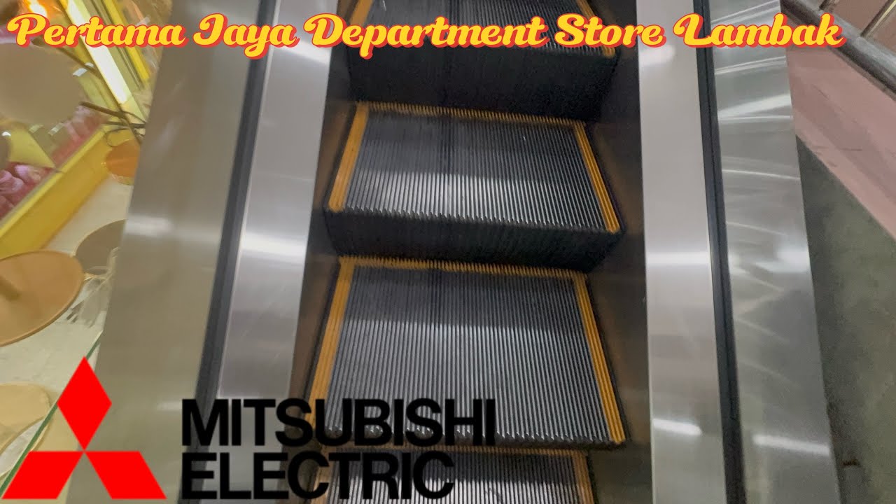(1 not working) Mitsubishi J Series Single File Escalators at Pertama Jaya Department Store Lambak